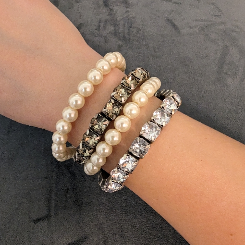 Rhinestone and Pearl Stretch Bracelet
